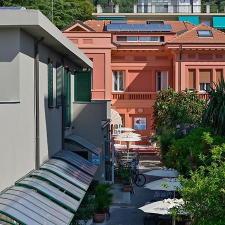 Hotel Delle Rose Сан-Бартоломео-аль-Маре Екстер'єр фото